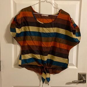 Women’s Blouse size : Medium